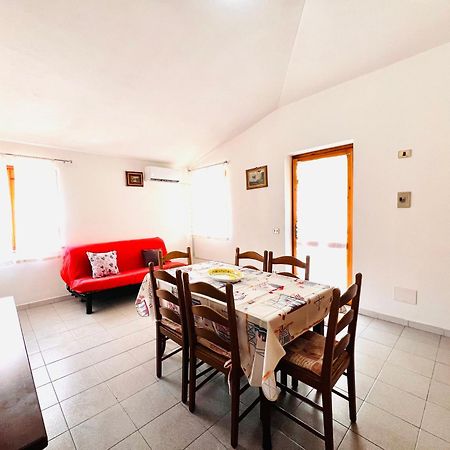 Residence La Cinta 8 Сан-Теодоро Экстерьер фото